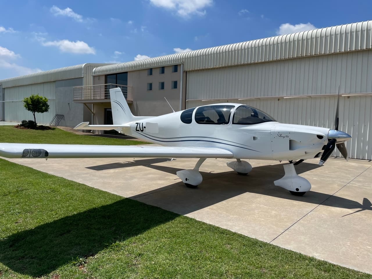 2019 Sling TSi exterior